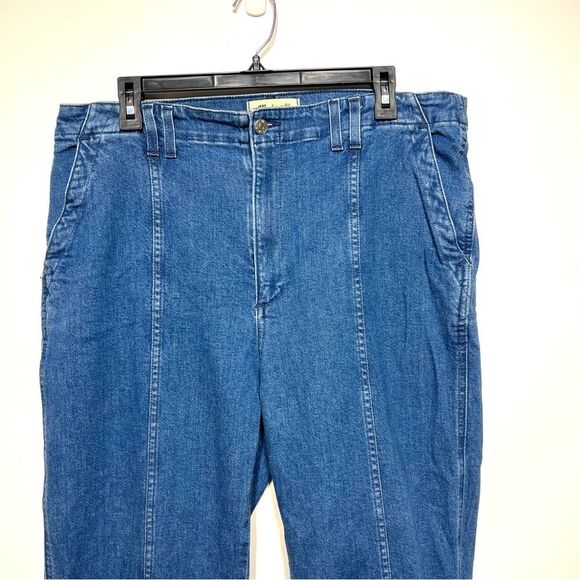 Madewell The Perfect Vintage Jean in Medium Indigo Wash: Seamed Edition 32 - Picture 8 of 16